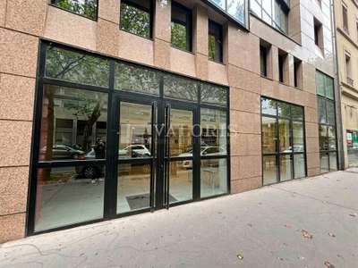 A louer local commercial 188m² au cœur de Lyon 03