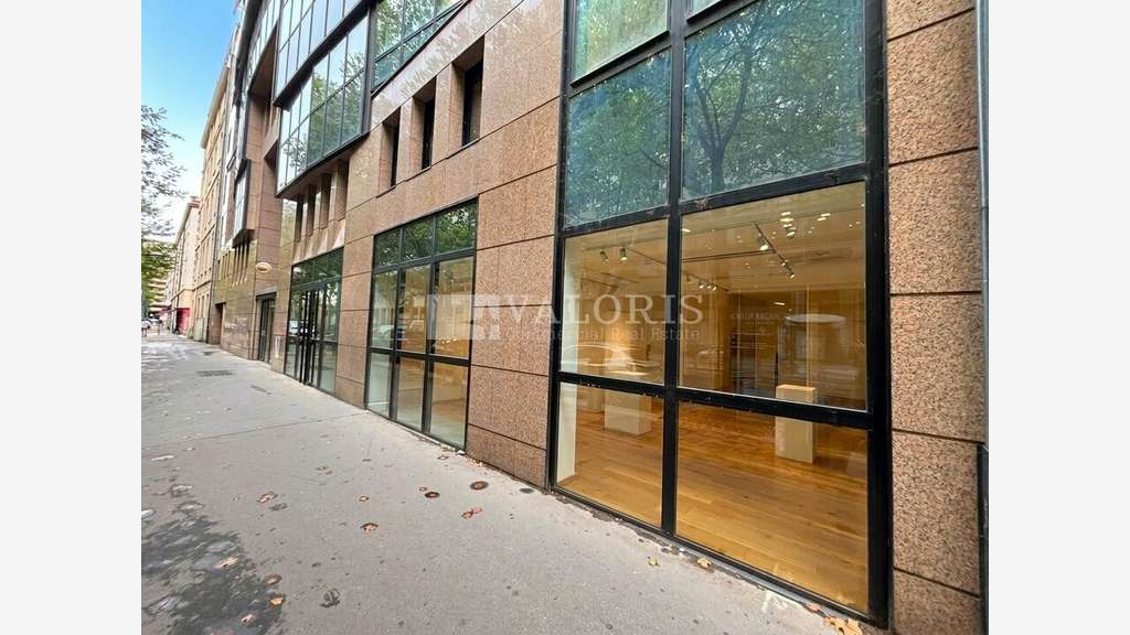 A louer local commercial 188m² au cœur de Lyon 03