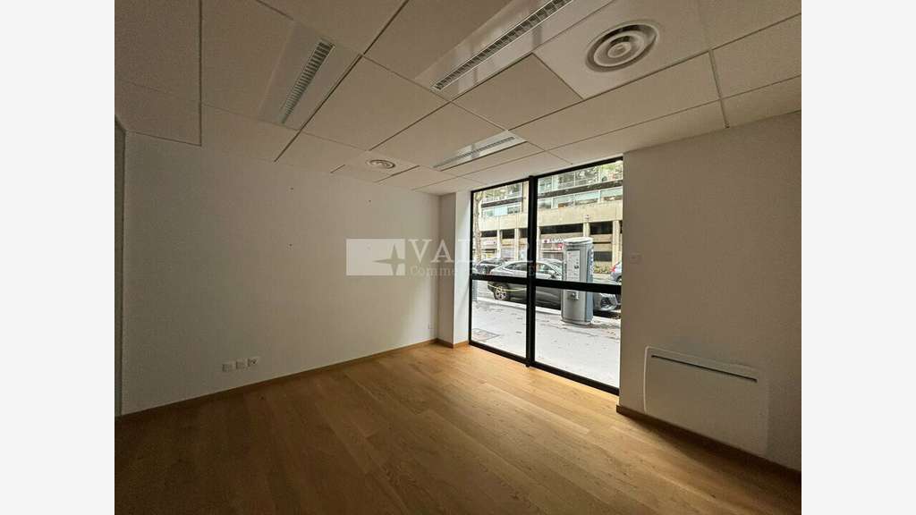 A louer local commercial 188m² au cœur de Lyon 03