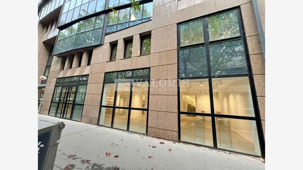 A louer local commercial 188m² au cœur de Lyon 03