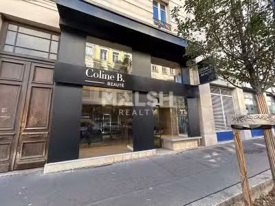 LOCAL COMMERCIAL À LOUER - 93 m² - LYON 3