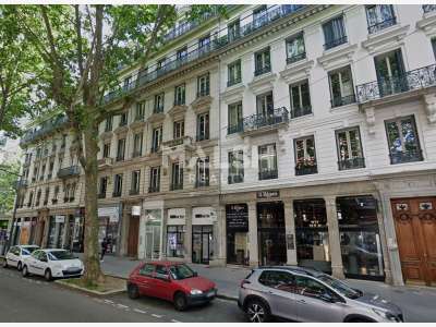 LOCAL COMMERCIAL À LOUER - 162 M² - LYON 3