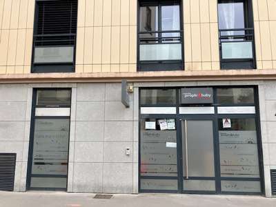 A louer local commercial 100m² Lyon 4e Rue Richan 