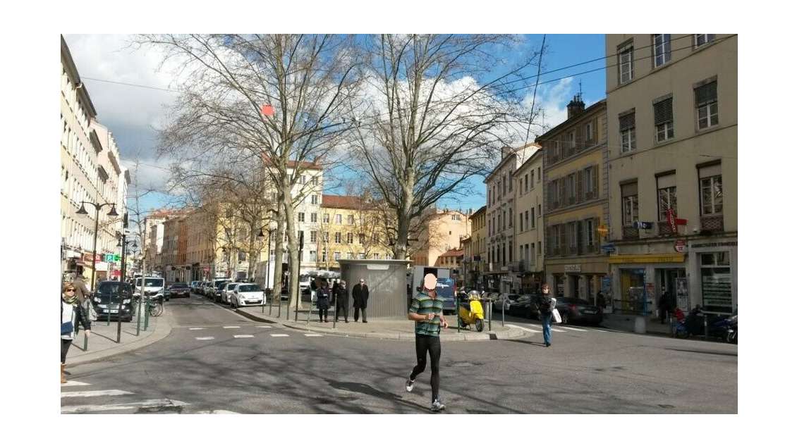 LYON - BOUTIQUE à louer
