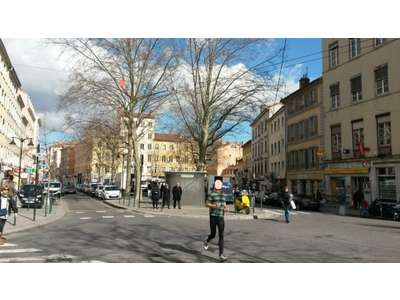 Location Locaux commerciaux - Boutiques à Lyon 4e