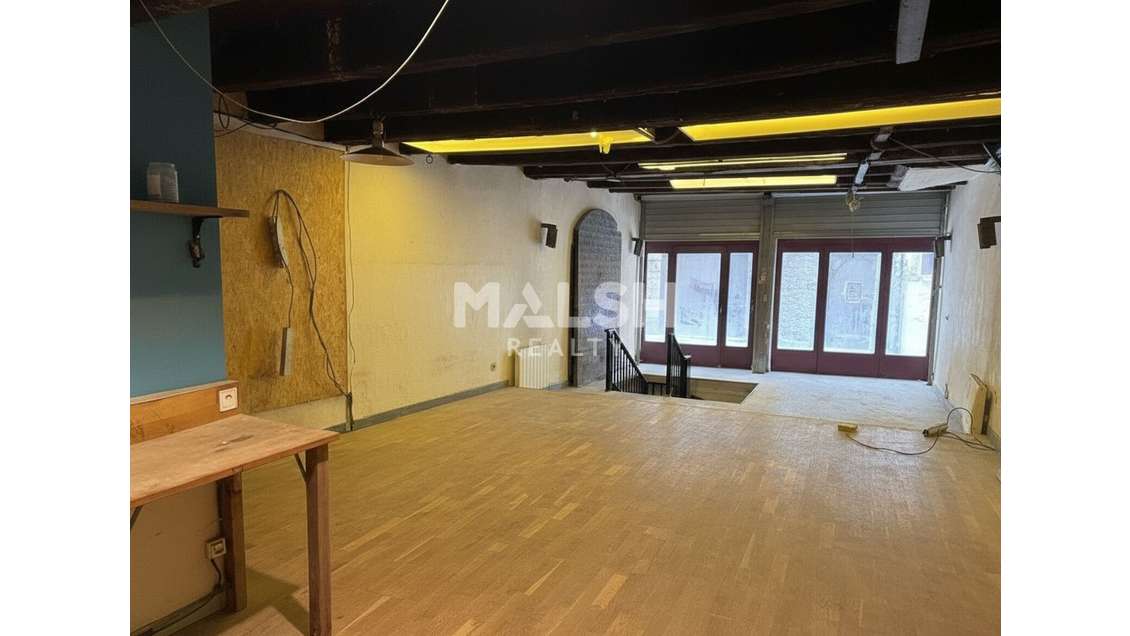 A louer local commercial 115m² rue piétonne Lyon 5