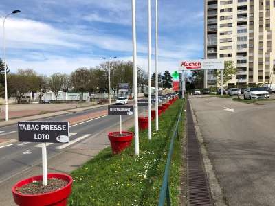 Local 87m² galerie marchande Champvert à Lyon 5e