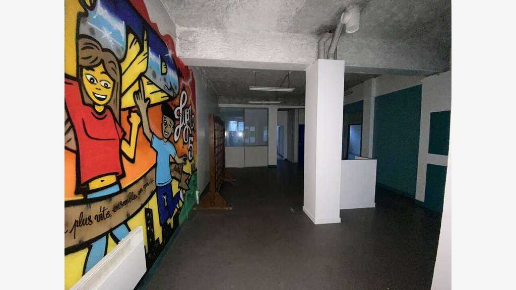 A louer local 55m² à Lyon 5e Point du Jour