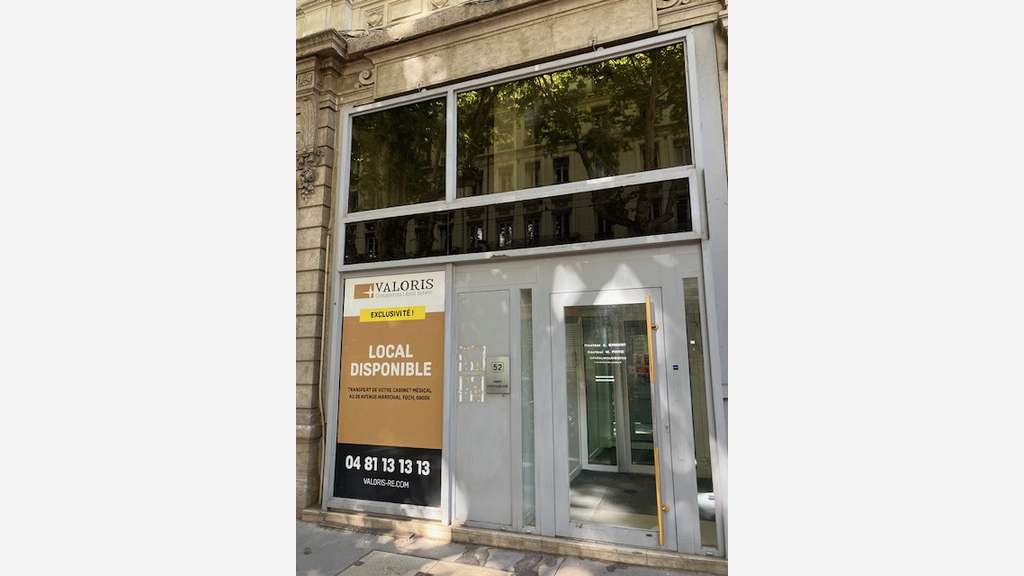 à louer local d'angle 275m² Lyon 6e avenue de Saxe