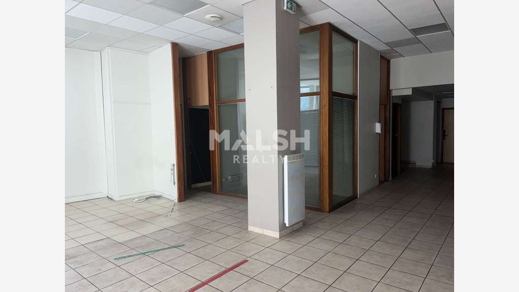 Local à louer 244m² Lyon 6e Lafayette / Saxe