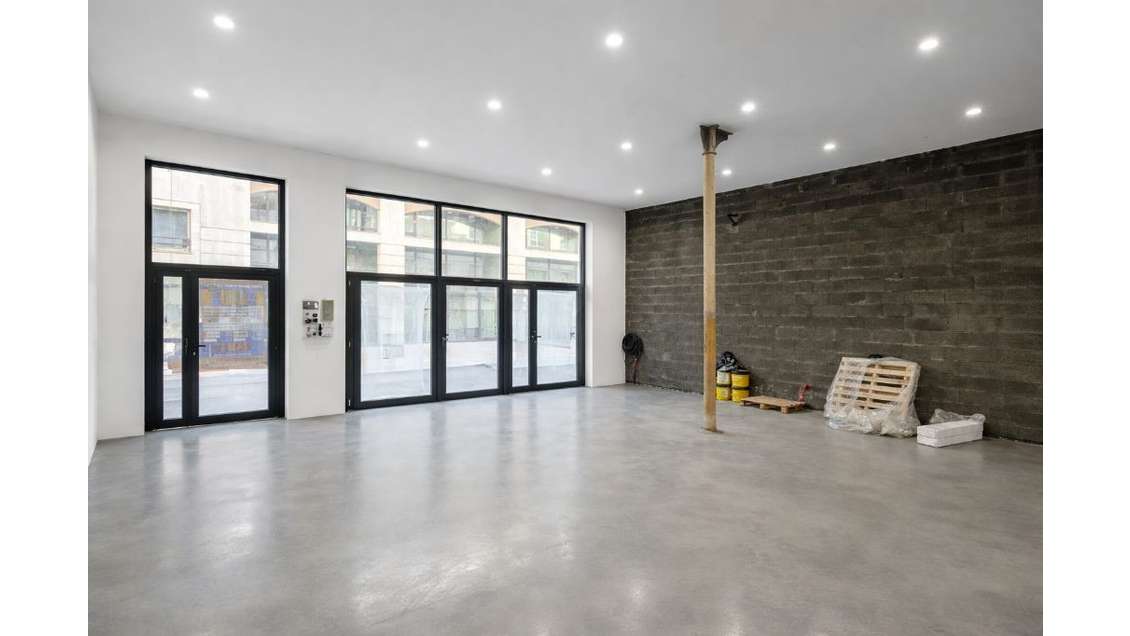 Local à louer 395m² Lyon 6e Rue Sully