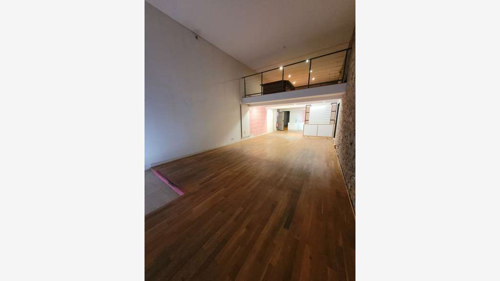 A louer local 95m² à Lyon 69006 Prox. presqu'île