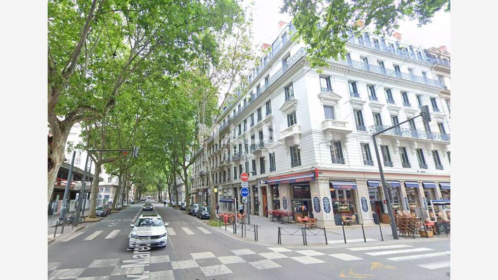 Local commercial à louer 78m² à Lyon 6e