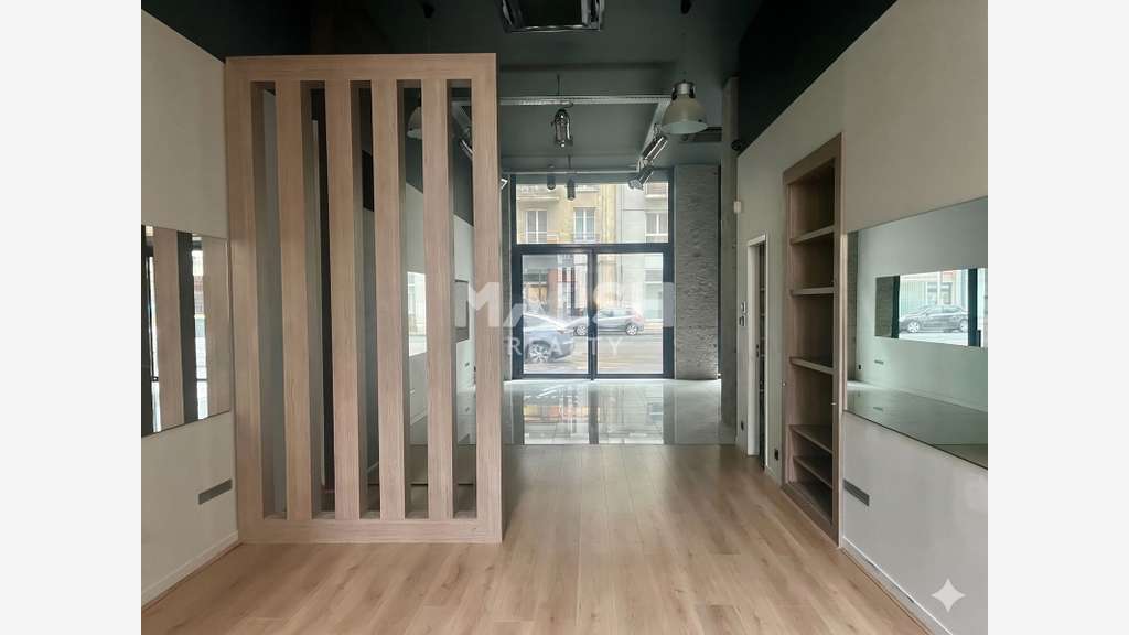 Local commercial à louer 78m² à Lyon 6e
