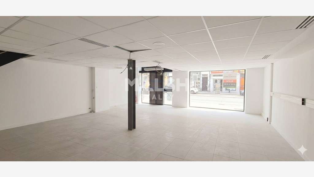 Local à louer 123m² Lyon 6e  cours Lafayette