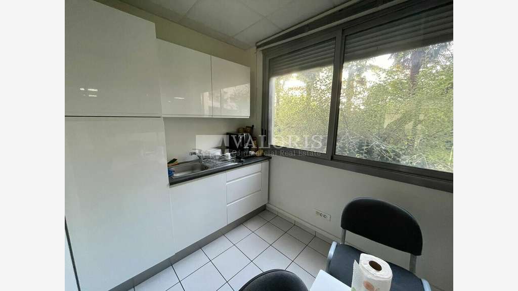 A louer local 70m² axe très passant Lyon 6e  