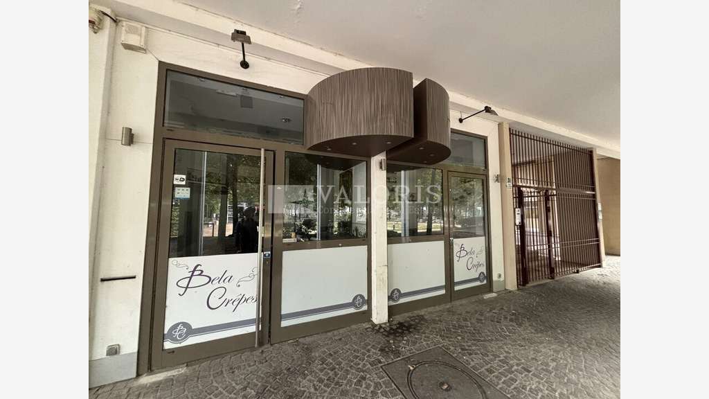 A louer local 41m² belle visibilité à Lyon 6e