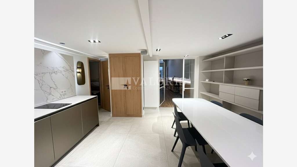 A louer local commercial 91m² Lyon 6e Brotteaux