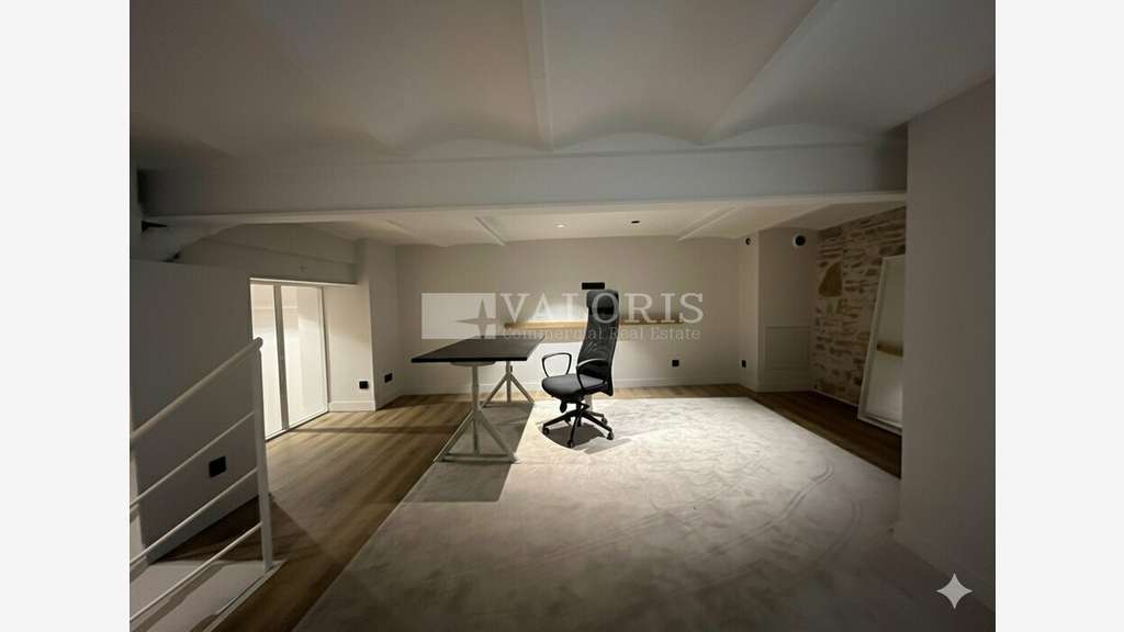 A louer local commercial 91m² Lyon 6e Brotteaux