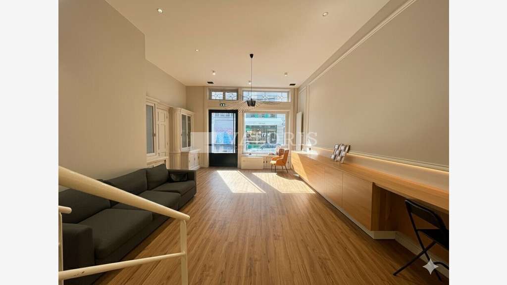 A louer local commercial 91m² Lyon 6e Brotteaux
