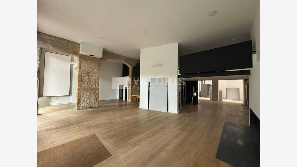 A louer local 185m² Lyon 6e PL. Puvis de Chavanne