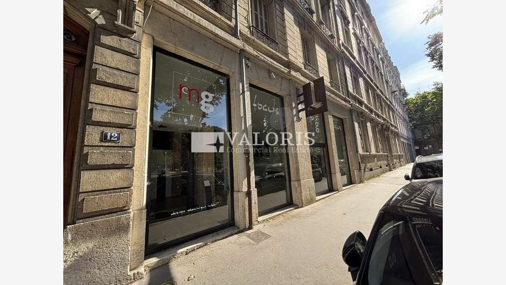 A louer local 185m² Lyon 6e PL. Puvis de Chavanne
