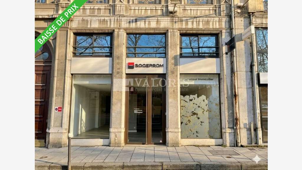 Location local commercial 200m² empl N°1 Lyon 6e