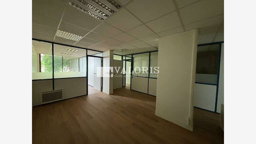 A louer local commercial 132m² Lyon 6e Brotteaux