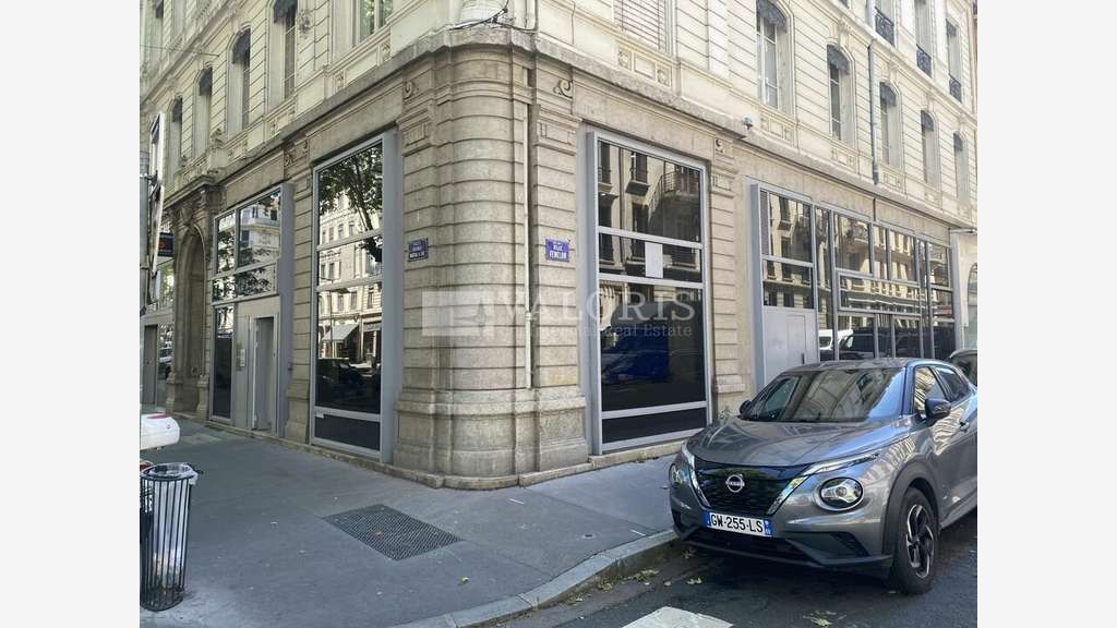 A louer local commercial 274m² à Lyon 6e Foch