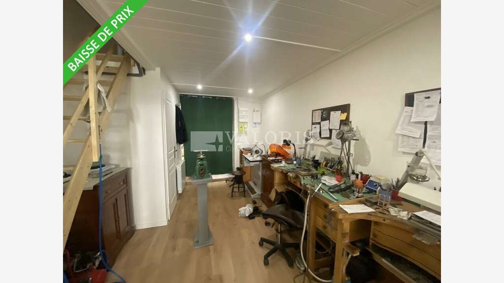 A louer local commercial rénové 48m² à Lyon 6e