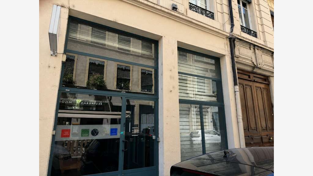 Loue local commercial / bureaux 105m² Lyon 69006