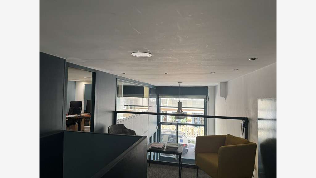 Loue local commercial / bureaux 105m² Lyon 69006