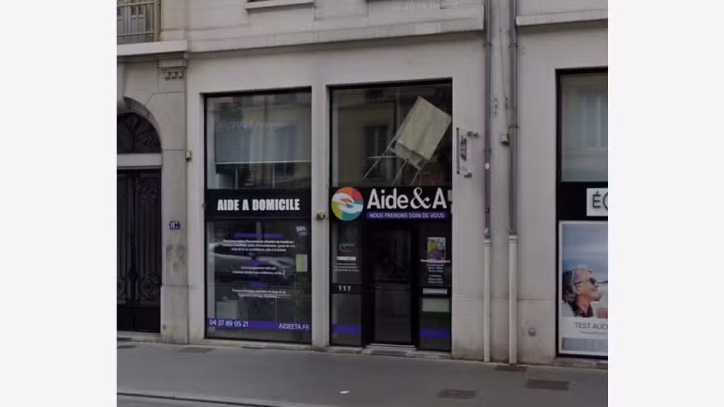 Loue local commercial 55m² à Lyon cours Lafayette