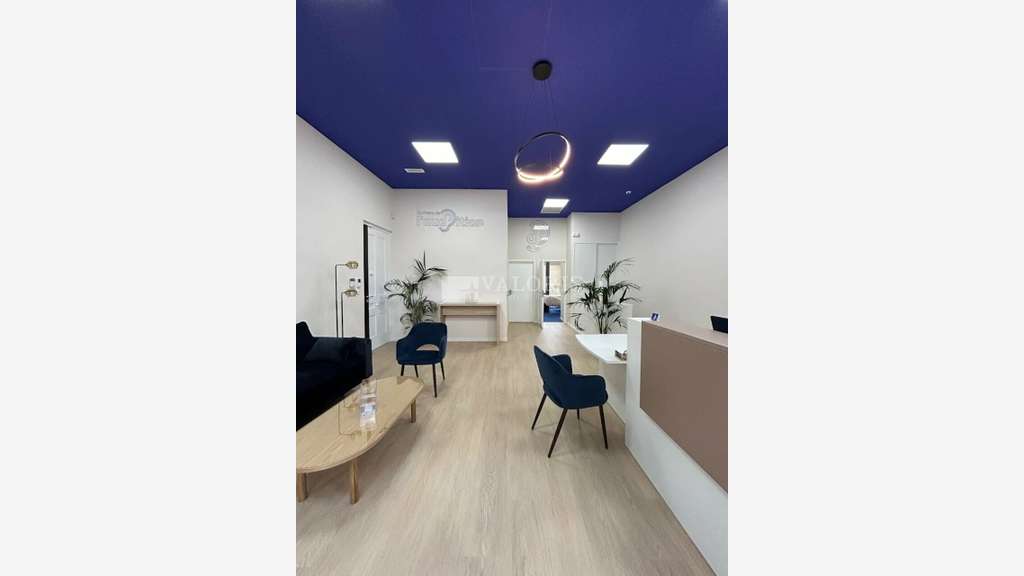 Local commercial de 63m² à louer à Lyon 69006