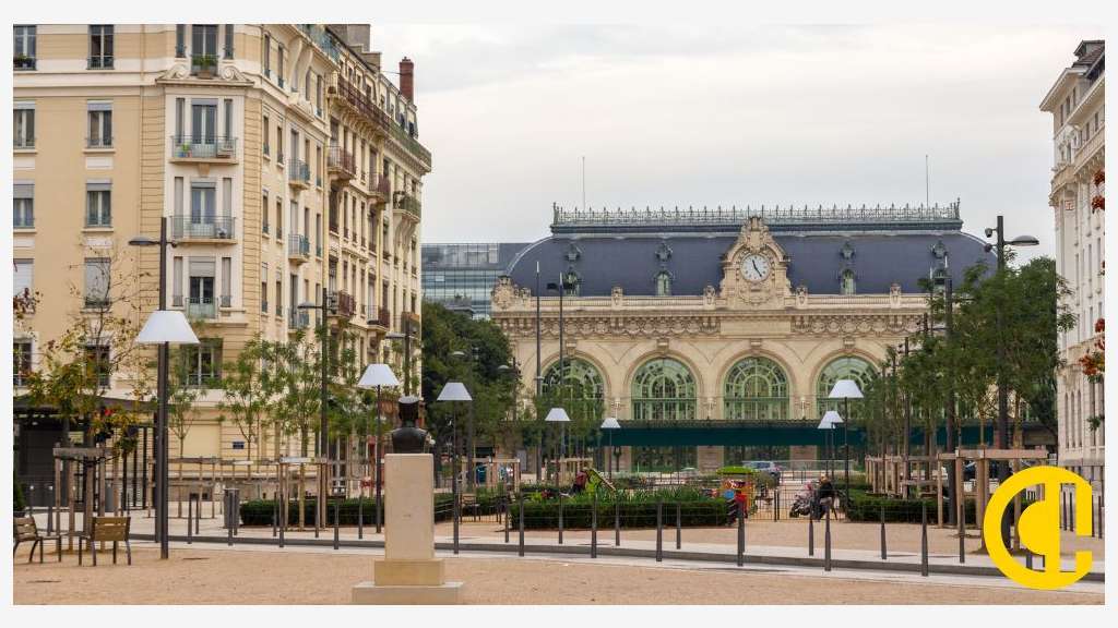 LOCAL COMMERCIAL OU PROFESSIONNEL LYON 6