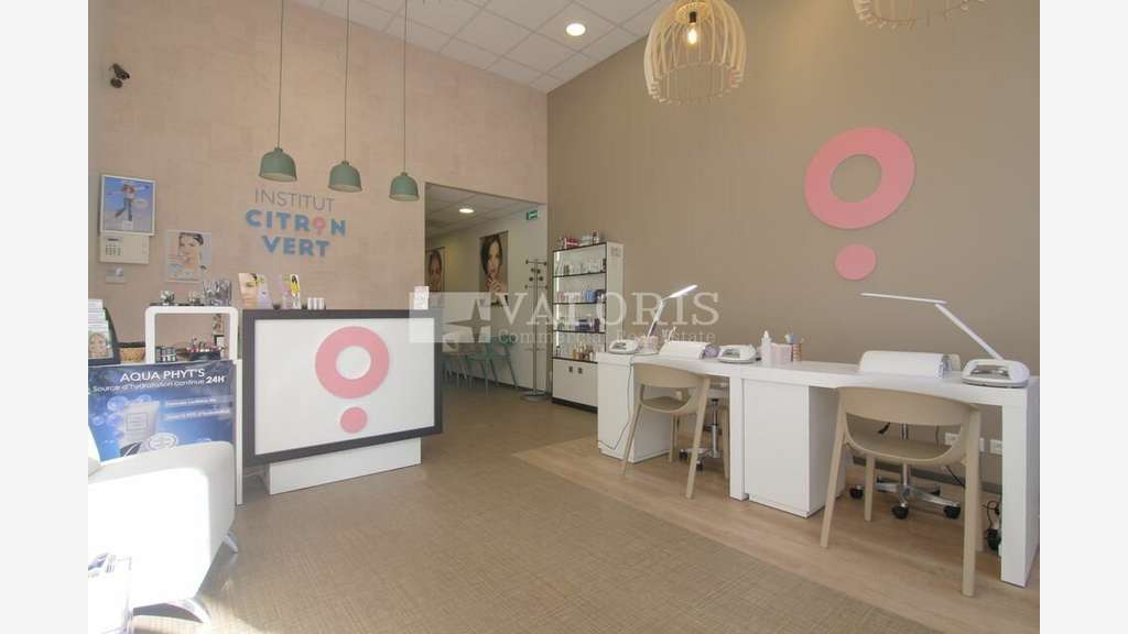 Local commercial 170m² à louer Lyon 6e Brotteaux 