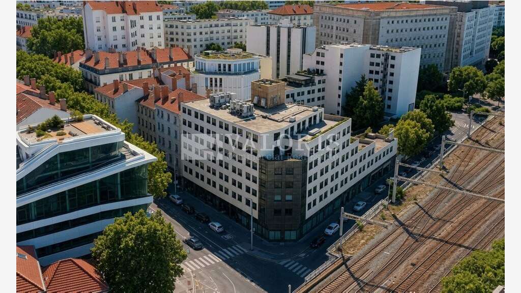 Local commercial de 599m² à louer à Lyon 69006