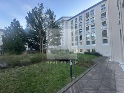 Location Locaux commerciaux - Boutiques à Lyon 7e