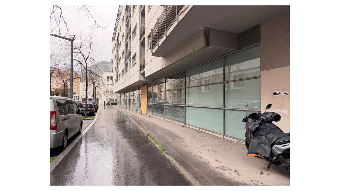 A louer local/bureaux de 533m² en RDC à Lyon 69007