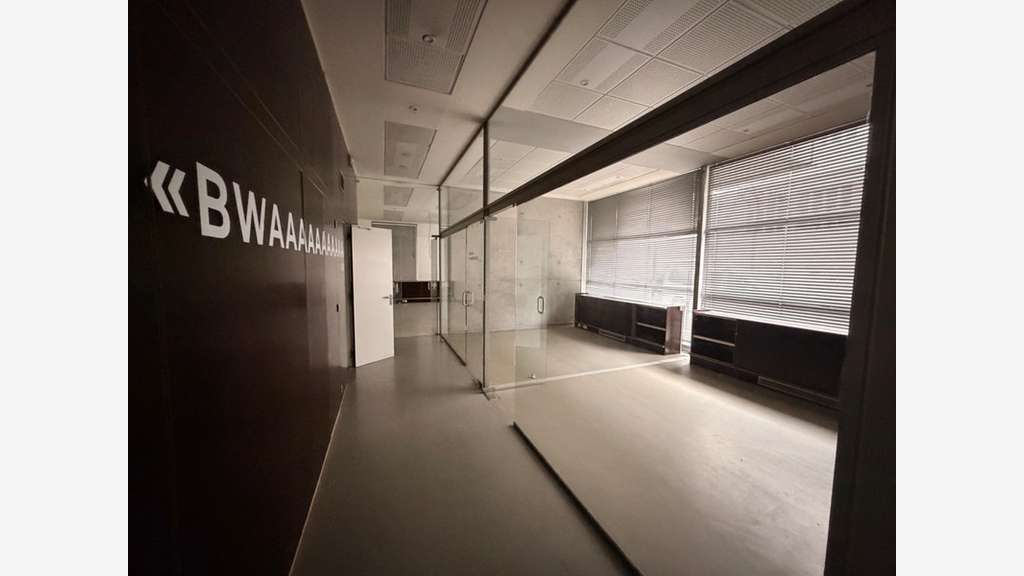 A louer local/bureaux de 533m² en RDC à Lyon 69007