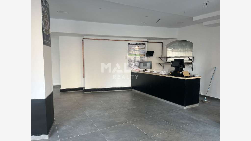 A louer local commercial 88m² Lyon 7e Macé/Gerland