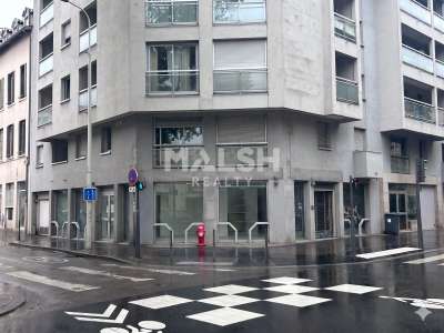 Location Locaux commerciaux - Boutiques à Lyon 7e