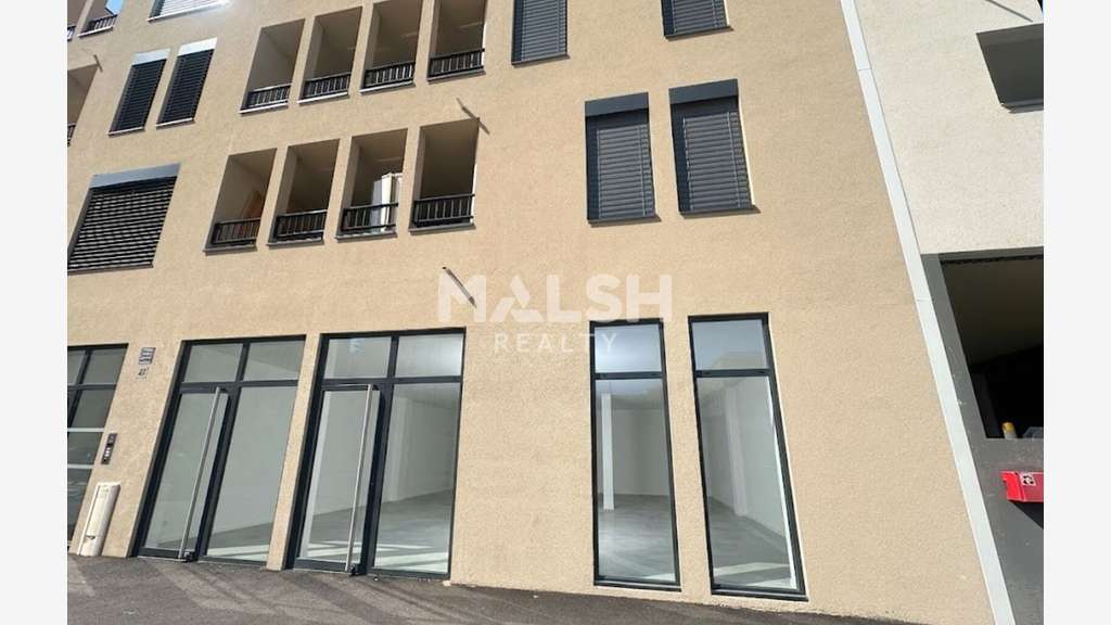 Location local commercial 51m² Lyon 7e JF Raclet 