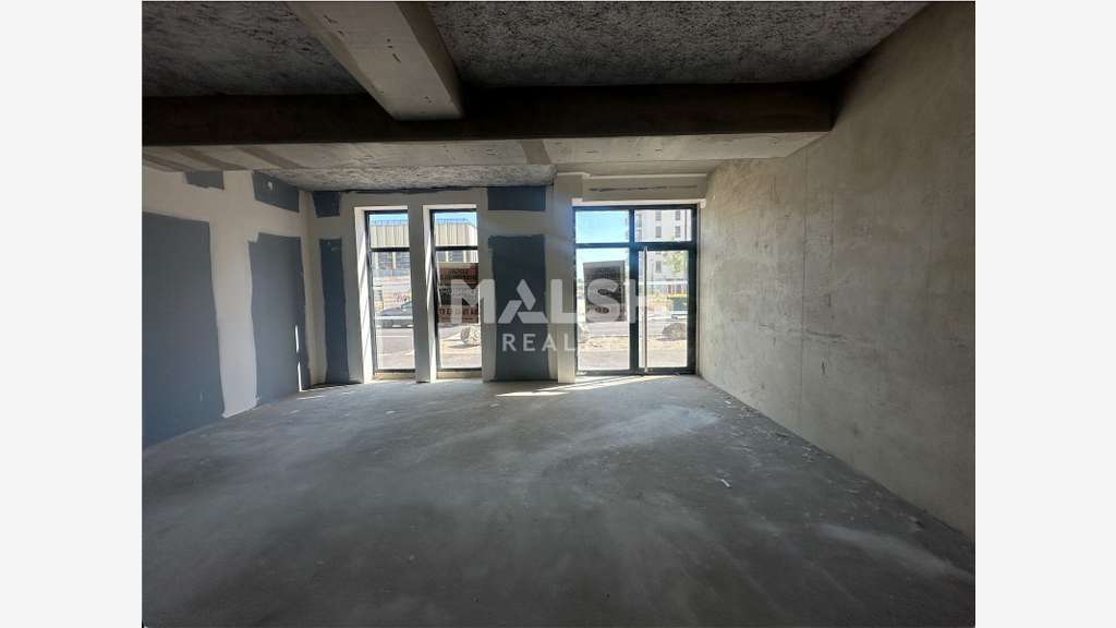 Location local commercial 51m² Lyon 7e JF Raclet 