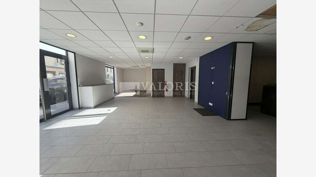 A louer local commercial 270m² Lyon 7e Jean Macé