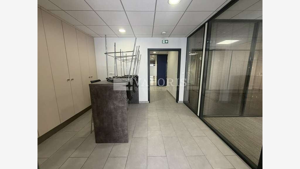 A louer local commercial 270m² Lyon 7e Jean Macé
