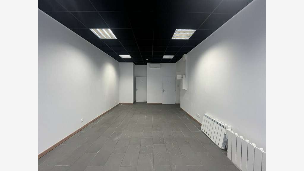 Location local commercial à Lyon 7e Saxe-Gambetta