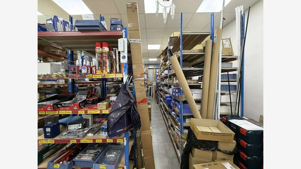 A louer local commercial 120m² Lyon 7e Jean Macé