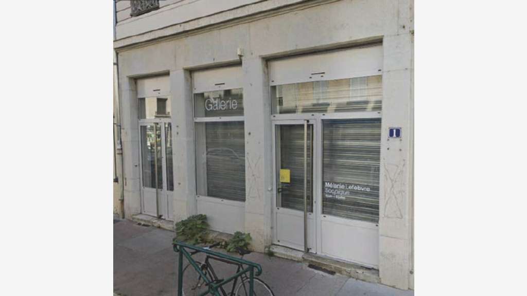 Location local commercial 77m² à Lyon 7e Jaurès