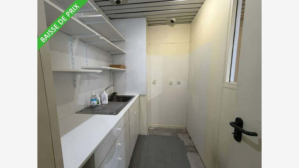 A louer local commercial 141m² bien placé Lyon 7e